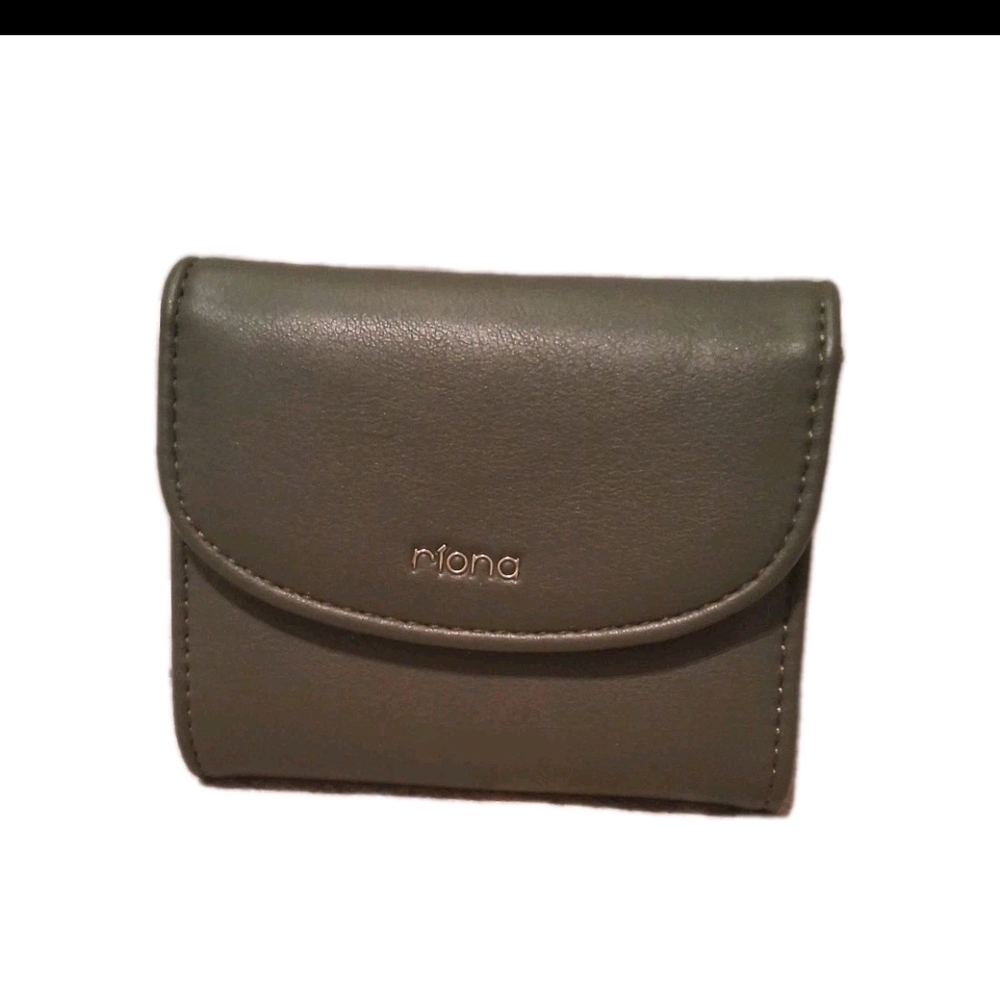 Olive Women's Wallet